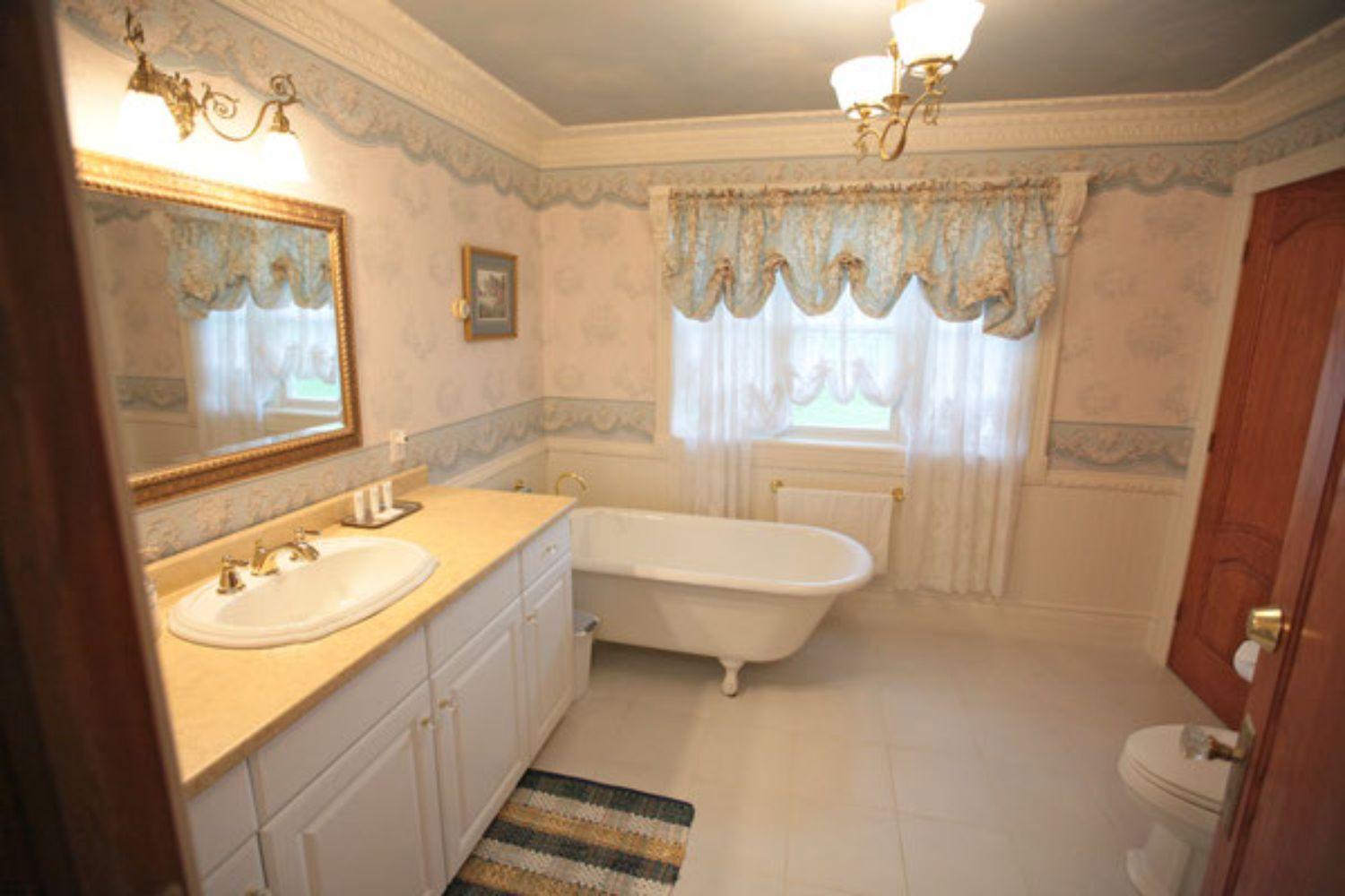 Mindemoya Twin Peaks B&B חדר תמונה