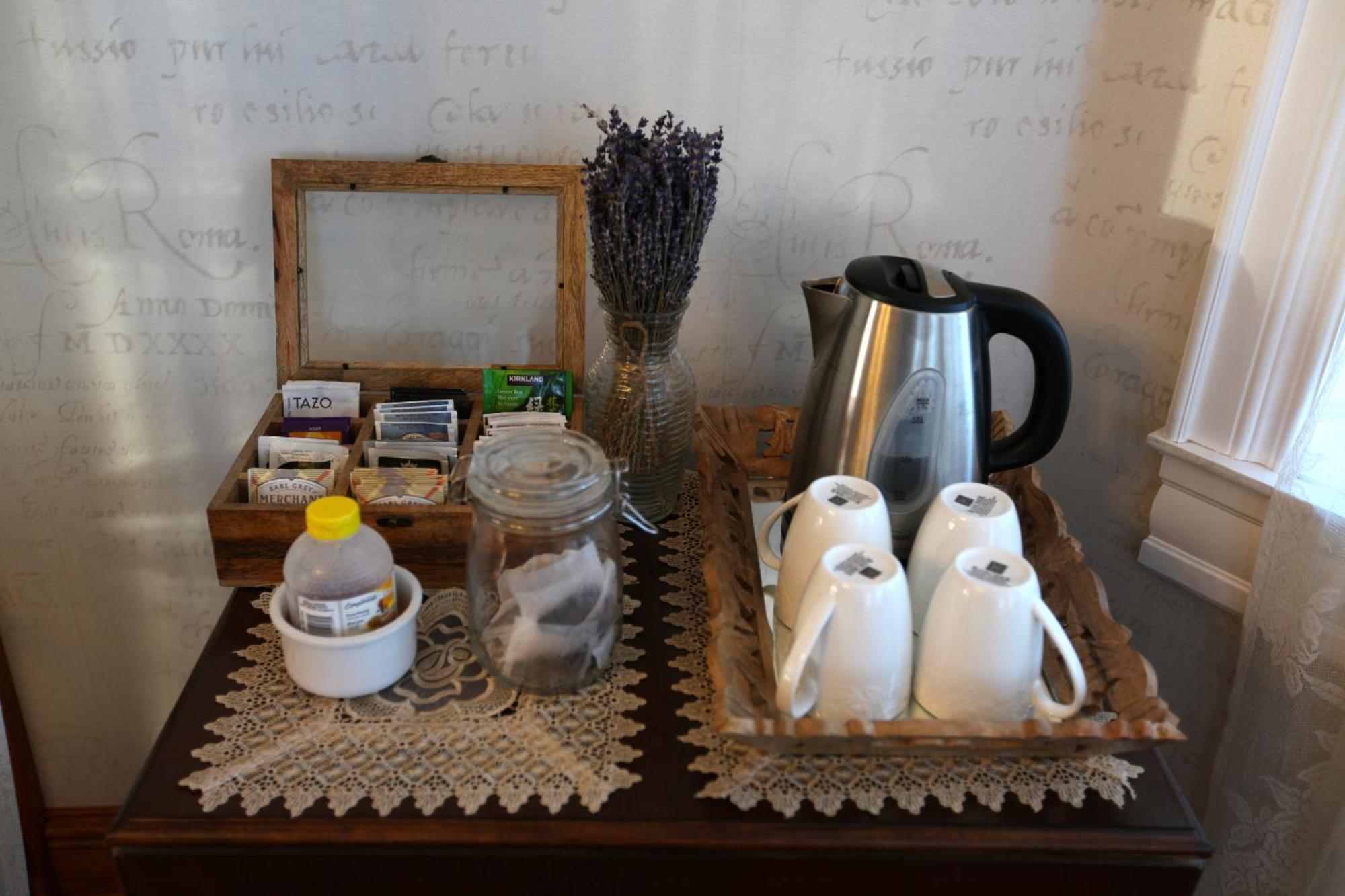 Mindemoya Twin Peaks B&B מראה חיצוני תמונה